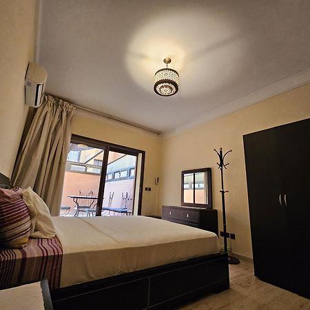 Appartement Douillet Au Centre Gueliz Marrakesh Bagian luar foto