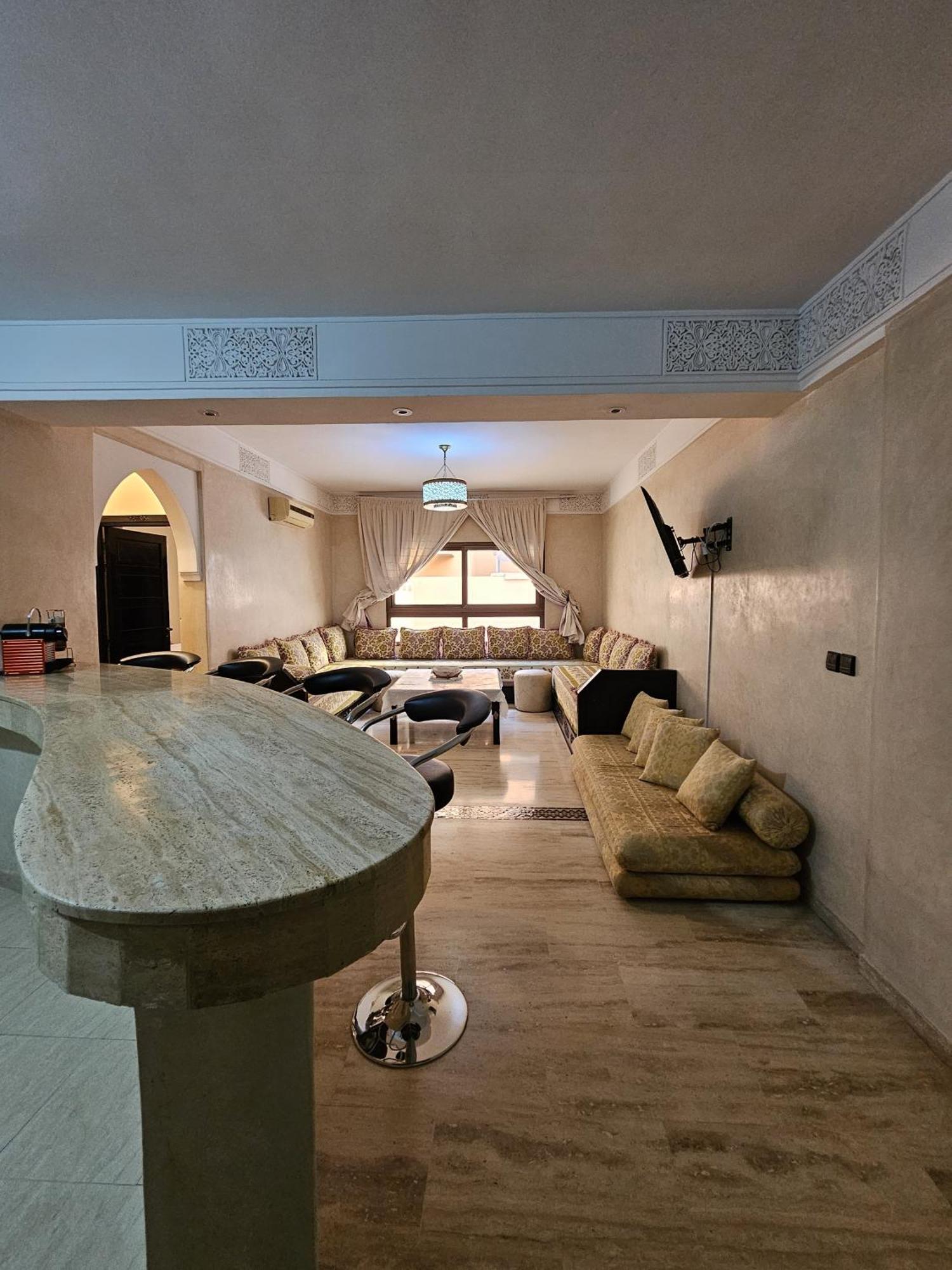 Appartement Douillet Au Centre Gueliz Marrakesh Bagian luar foto